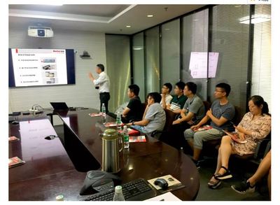 互動(dòng)交流 技術(shù)合作